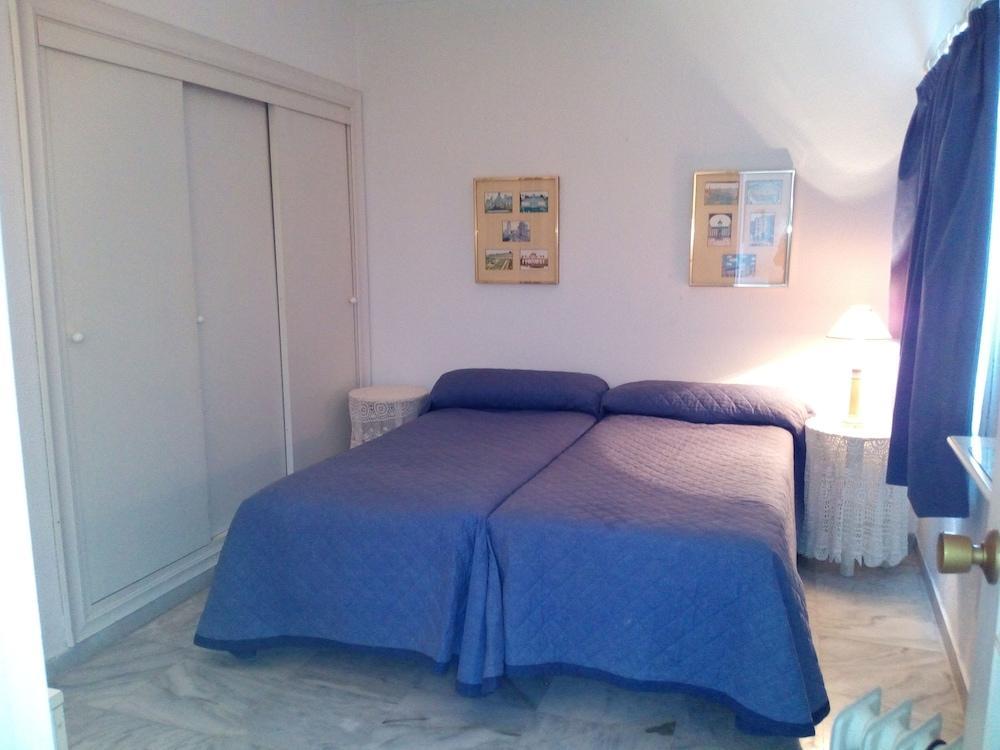 La Torre De La Roca Apartment Torremolinos Bagian luar foto