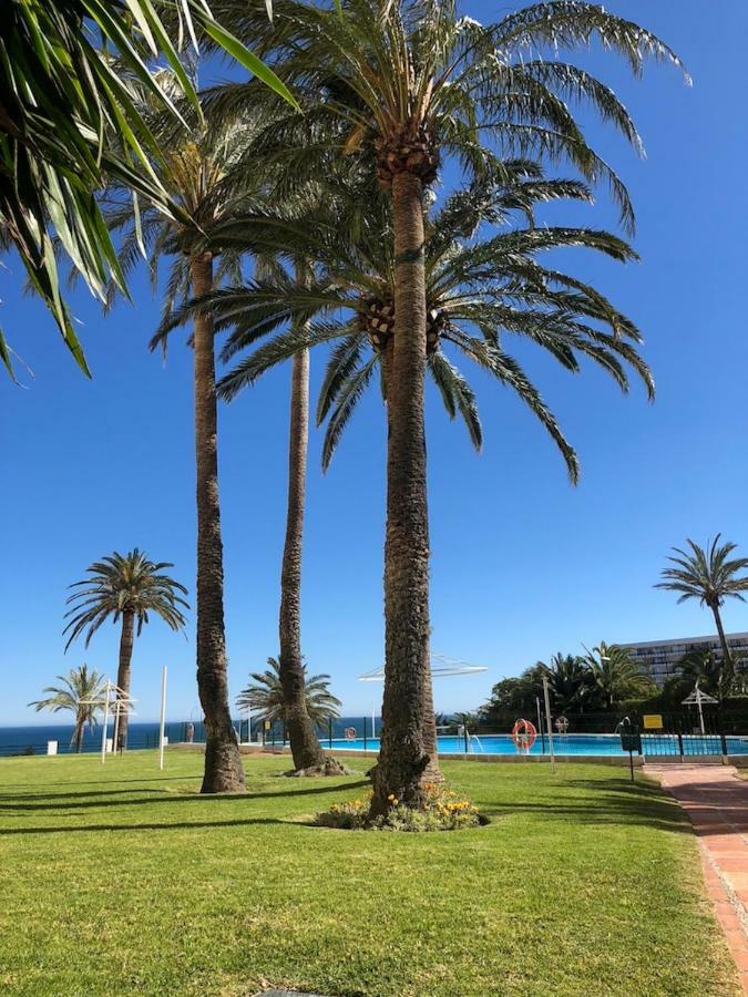 La Torre De La Roca Apartment Torremolinos Bagian luar foto